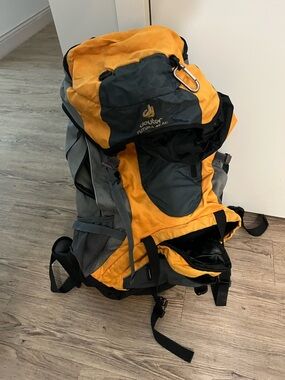 Futura 45 AC Yellow Gray Hiking Backpack